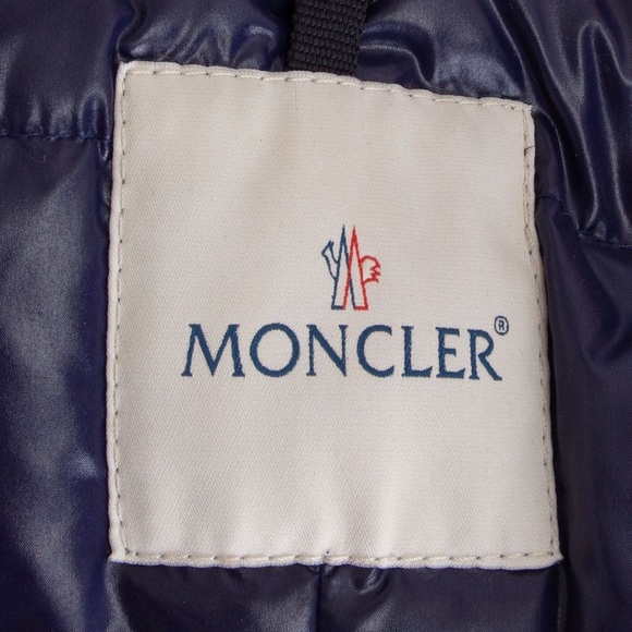WOMENS MONCLER JACKET!!!!! - Picture 12 of 16